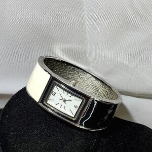 Joe Fresh Black and White Bangle Watch